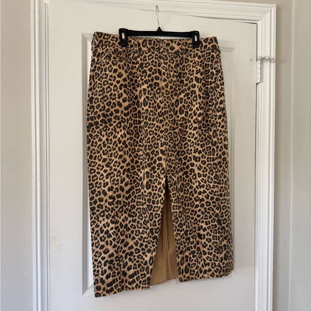 Leopard Print Pencil Skirt - Tan and Black